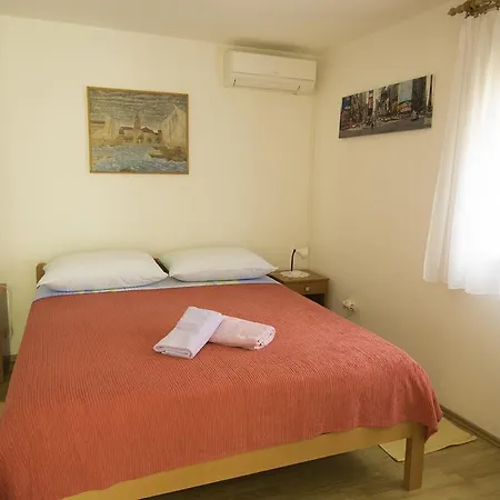Charming With Balcony Pensjonat 3*