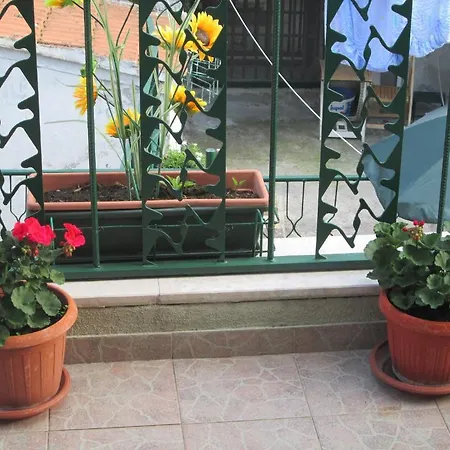 Charming With Balcony Guest house Split